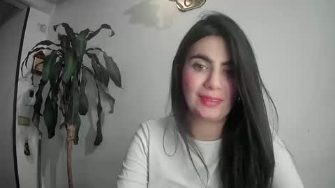 Silvie online show from February 25, 1:09 am