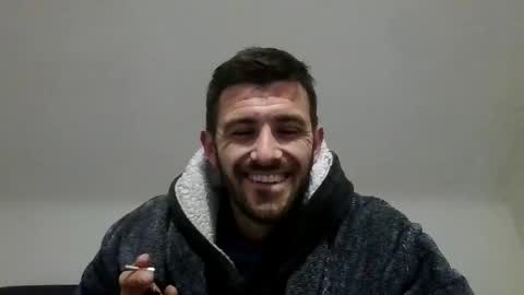 simomoliver online show from January 5, 7:50 pm