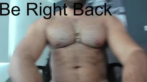 simon_leon01 online show from June 4, 3:18 pm