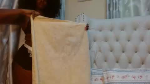 simply_eve1 online show from November 6, 3:09 am