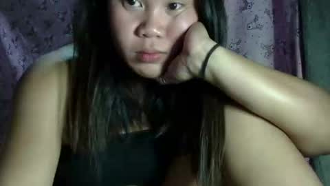 simply_y0urs online show from February 18, 6:58 pm