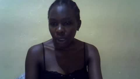 simplyloy33 online show from July 14, 8:41 am