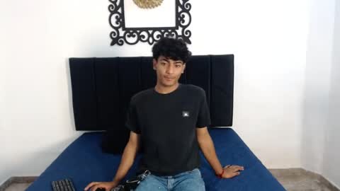   online show from April 19, 11:11 am