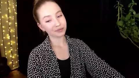 Snapshot of sindiwatsoon chatting on October 29, 12:29 pm Sindi online show from October 29, 12:29 pm