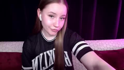 Snapshot of sindiwatsoon chatting on February 18, 6:26 pm Sindi online show from February 18, 6:26 pm