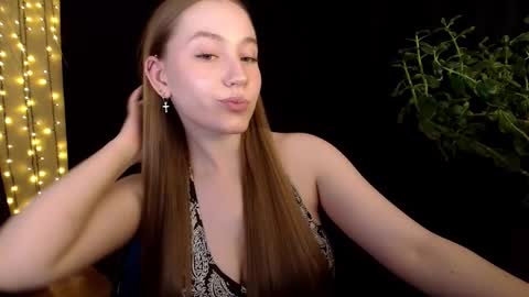 Snapshot of sindiwatsoon chatting on September 13, 1:46 pm Sindi online show from September 13, 1:46 pm