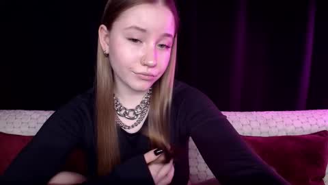 Snapshot of sindiwatsoon chatting on January 22, 4:23 pm Sindi online show from January 22, 4:23 pm