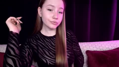 Snapshot of sindiwatsoon chatting on February 4, 5:01 pm Sindi online show from February 4, 5:01 pm