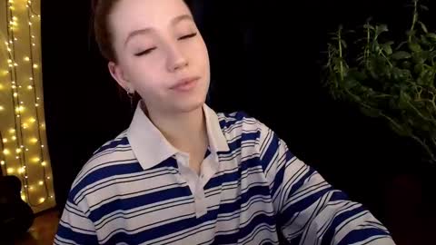 Snapshot of sindiwatsoon chatting on September 26, 12:57 pm Sindi online show from September 26, 12:57 pm