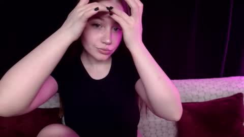 Snapshot of sindiwatsoon chatting on February 14, 3:05 pm Sindi online show from February 14, 3:05 pm