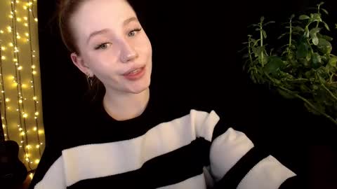 Snapshot of sindiwatsoon chatting on October 1, 4:39 pm Sindi online show from October 1, 4:39 pm