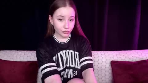 Snapshot of sindiwatsoon chatting on January 18, 4:10 pm Sindi online show from January 18, 4:10 pm