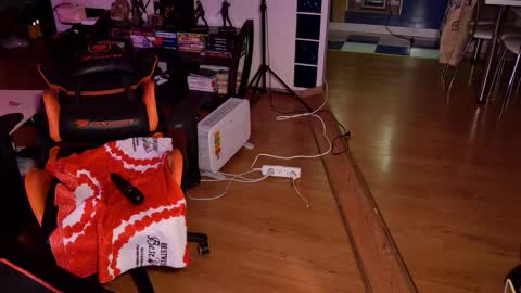 Alya and Mr. Sinner online show from March 18, 9:42 pm