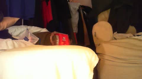 Snapshot of sinseason chatting on October 30, 3:29 am Sinseason online show from October 30, 3:29 am