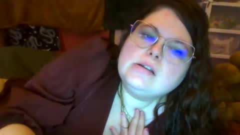 Siofra online show from October 15, 5:58 pm