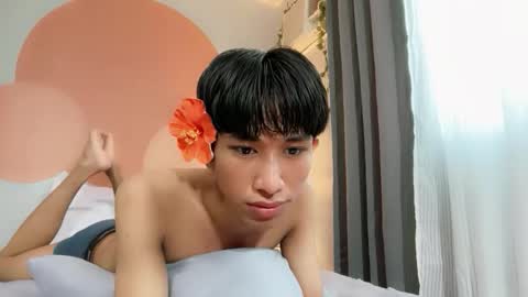 siomairiceee online show from April 17, 6:16 am