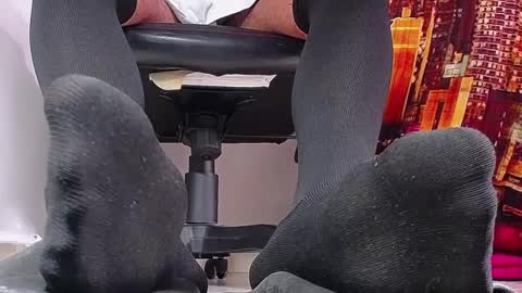 Snapshot of sir_kev66 chatting on March 6, 6:37 pm only foot                         worshipers here online show from March 6, 6:37 pm