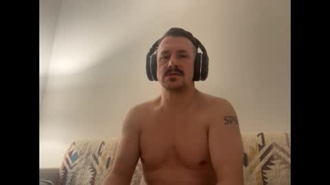 Snapshot of sirbubblesworth chatting on September 15, 4:47 am sirbubblesworth online show from September 15, 4:47 am