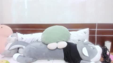 julila online show from December 17, 3:24 am