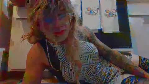 sissyborn2givehead online show from June 4, 10:10 am
