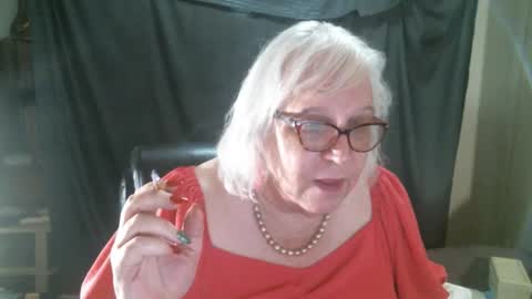 Sissy Diane online show from December 17, 12:39 am