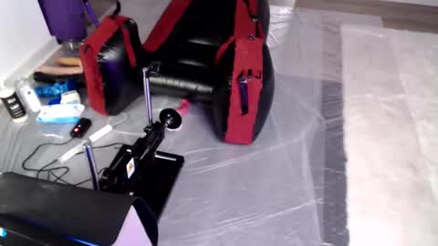 Sissy Gooner online show from January 17, 2:32 am