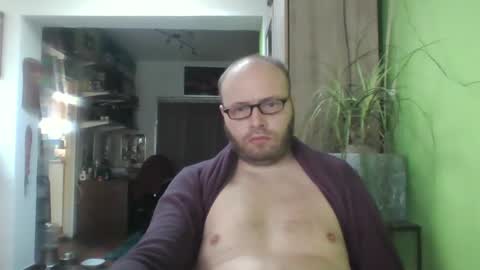 sixten113 online show from February 26, 8:18 am