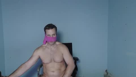 Snapshot of sizzzlenomics chatting on January 1, 12:21 am SIZZZLENOMICS online show from January 1, 12:21 am