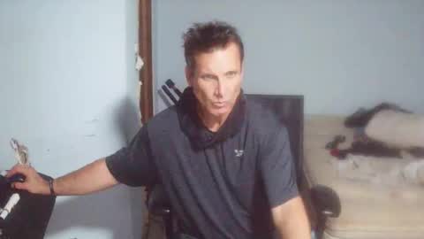 Snapshot of sizzzlenomics chatting on October 25, 10:36 am SIZZZLENOMICS online show from October 25, 10:36 am