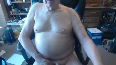 sjbottomboi online show from January 8, 6:36 pm