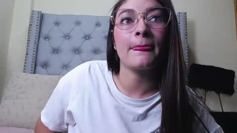 skarlett_36 online show from April 11, 2:43 pm