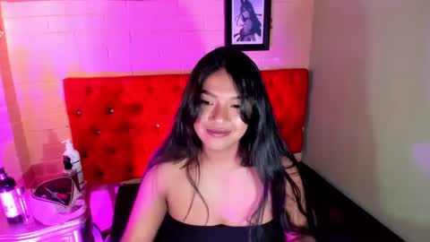 Snapshot of skarlettkray chatting on March 2, 6:40 pm Skarlet online show from March 2, 6:40 pm