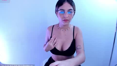 Snapshot of skeeter_cb chatting on September 10, 9:16 pm Skeete CHRISTMAS SHOW THIS DECEMBER 24 CHECK OUT MY AMAZON LIST AND MAKE ME HAPPY online show from September 10, 9:16 pm