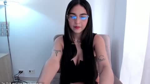 Snapshot of skeeter_cb chatting on September 17, 5:27 pm Skeete CHRISTMAS SHOW THIS DECEMBER 24 CHECK OUT MY AMAZON LIST AND MAKE ME HAPPY online show from September 17, 5:27 pm