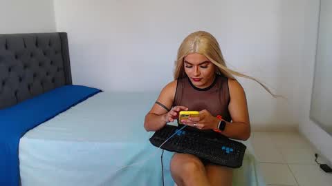 Brithany Williams online show from September 30, 6:29 pm