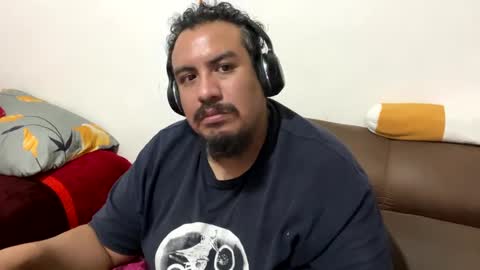 Elias online show from December 9, 12:23 am