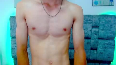 skinny_bigcock20 online show from March 1, 10:42 pm