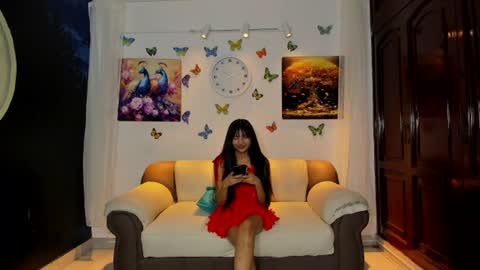 skinny_candy18 online show from July 8, 6:22 pm