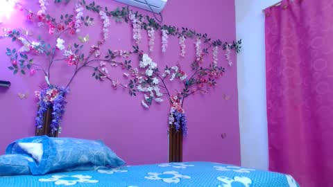 barbi online show from March 18, 1:44 am