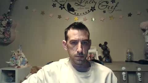 SkinnyBigCock2 online show from March 15, 4:28 am