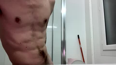 skinnybigdk online show from January 9, 5:00 pm