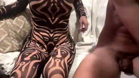 skinnydirtycouple online show from July 27, 2:09 am