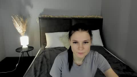 Joys online show from February 3, 1:57 am