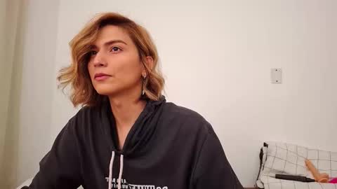 Vi online show from February 14, 1:52 am