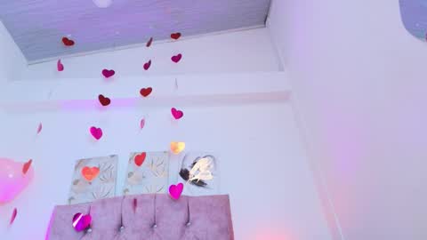 skye moore online show from February 18, 6:41 pm