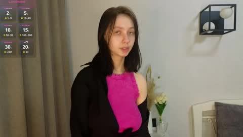 Melissa online show from April 1, 4:15 pm