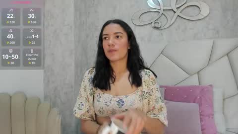 Skyler online show from December 3, 8:09 pm