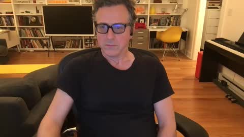 Skyline3371 online show from February 24, 7:44 am