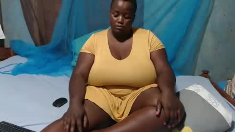 sheliah online show from March 5, 12:33 pm