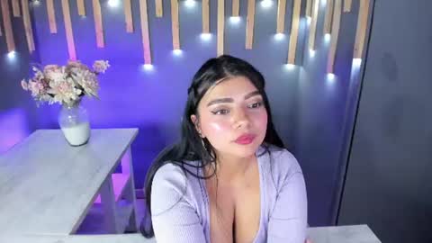 skymoon__ online show from July 9, 1:26 pm